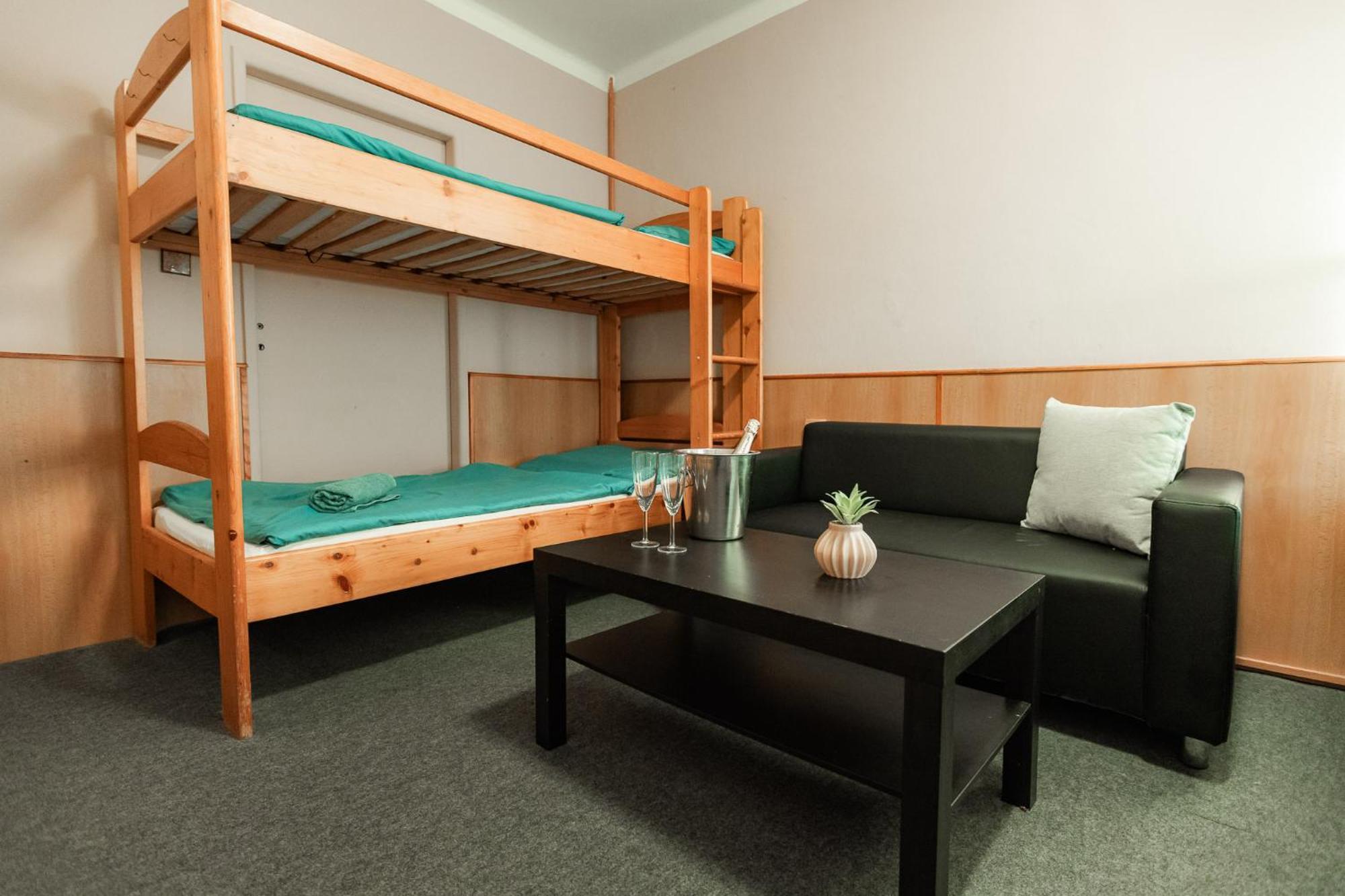 Hotel Rozkos Ceska Skalice Room photo