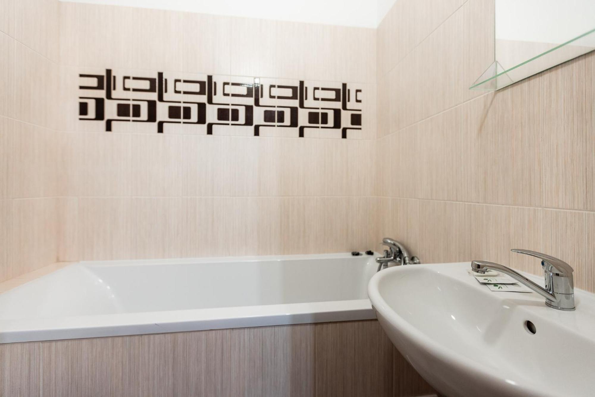 Hotel Rozkos Ceska Skalice Room photo
