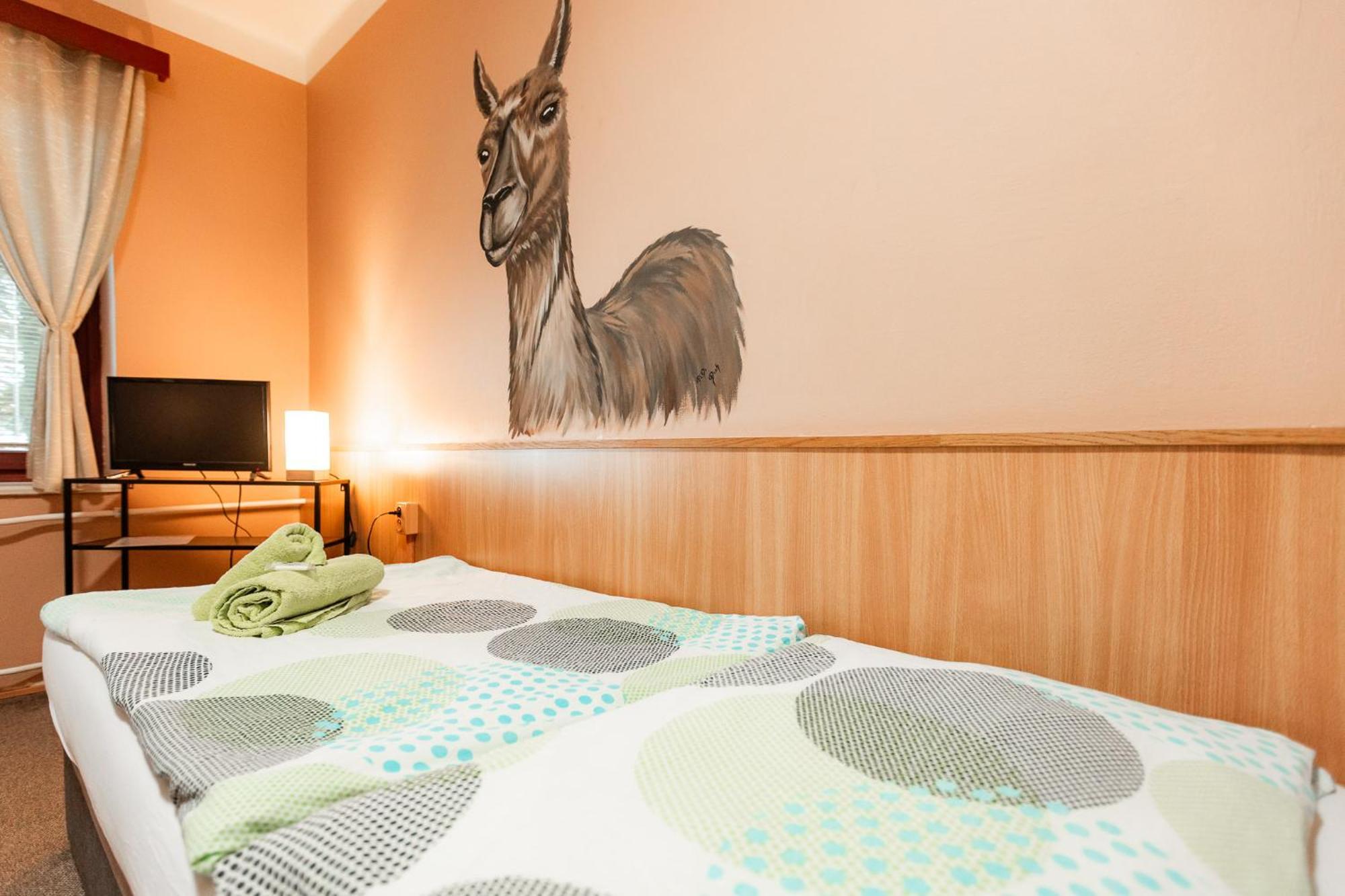 Hotel Rozkos Ceska Skalice Room photo